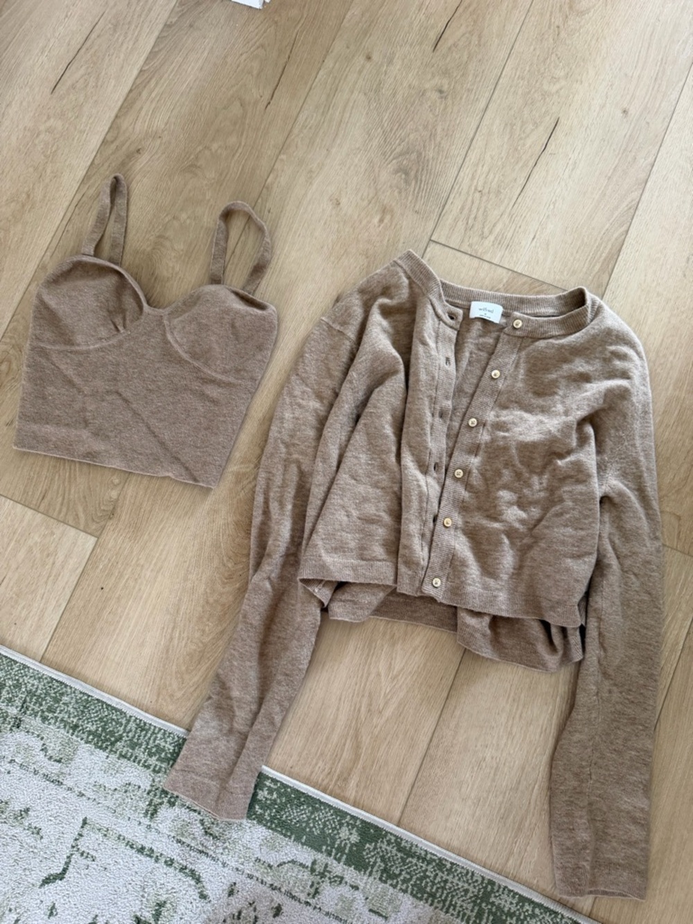 Women’s Aritzia Wilfred Knit Crop Cardigan and Bustier Set - Taupe